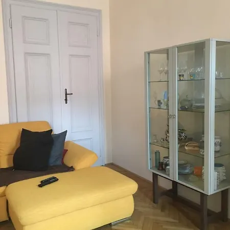62 Koroska Cesta Апартаменты *
